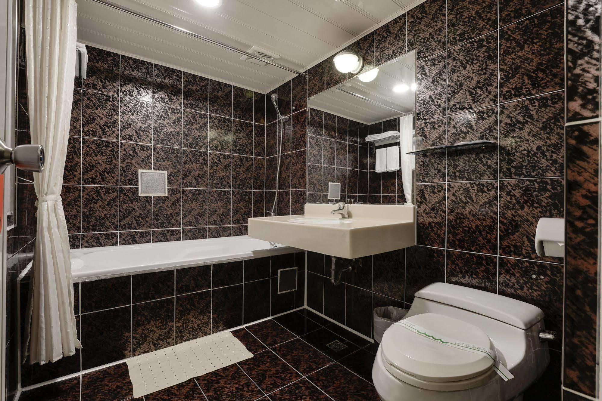Kaja Hotel Гаосюн Экстерьер фото